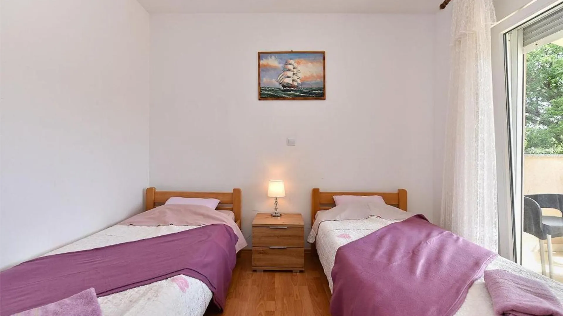 Bright Apartment In Medolino Croatia