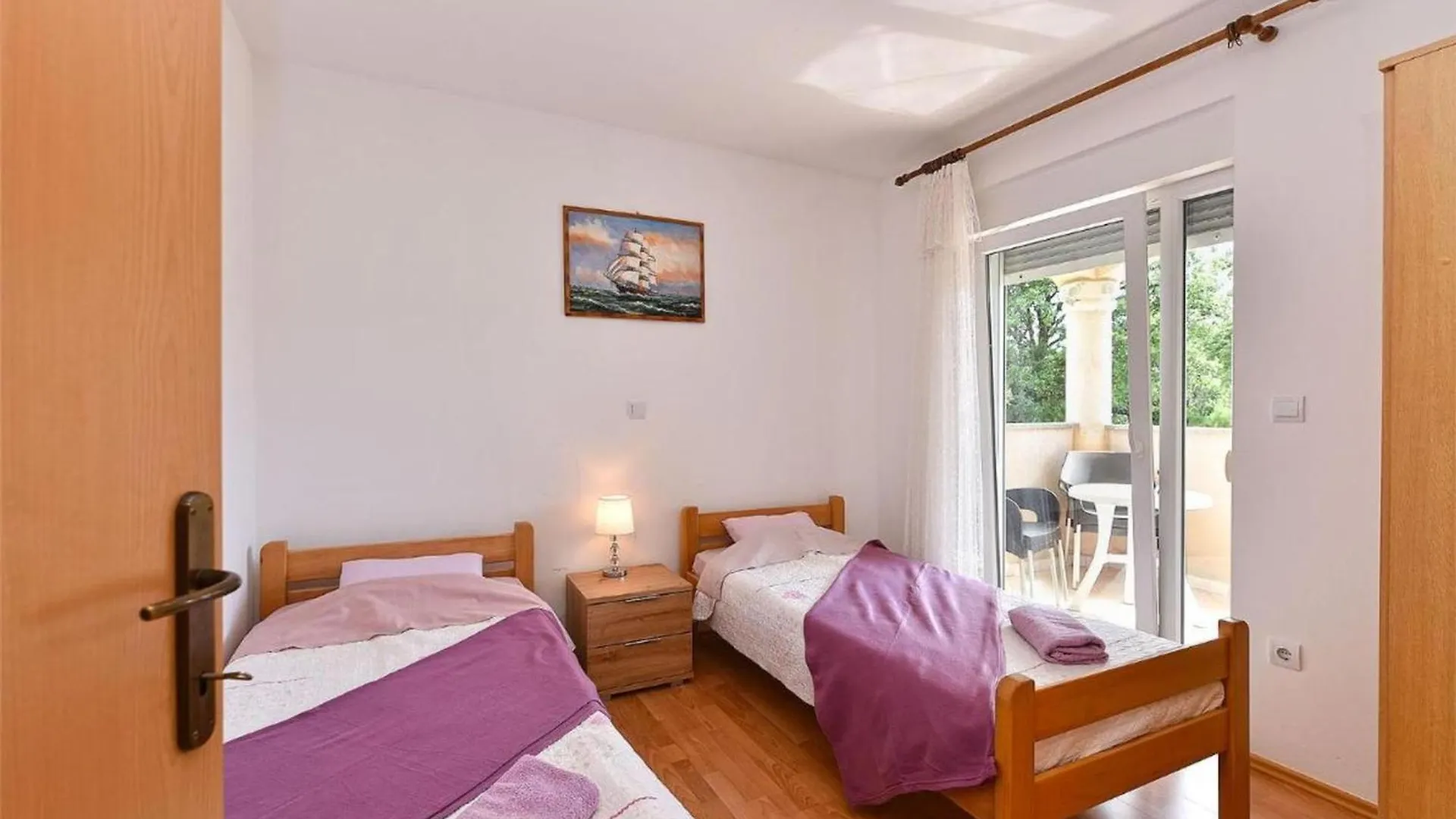 Bright Apartment In Medolino