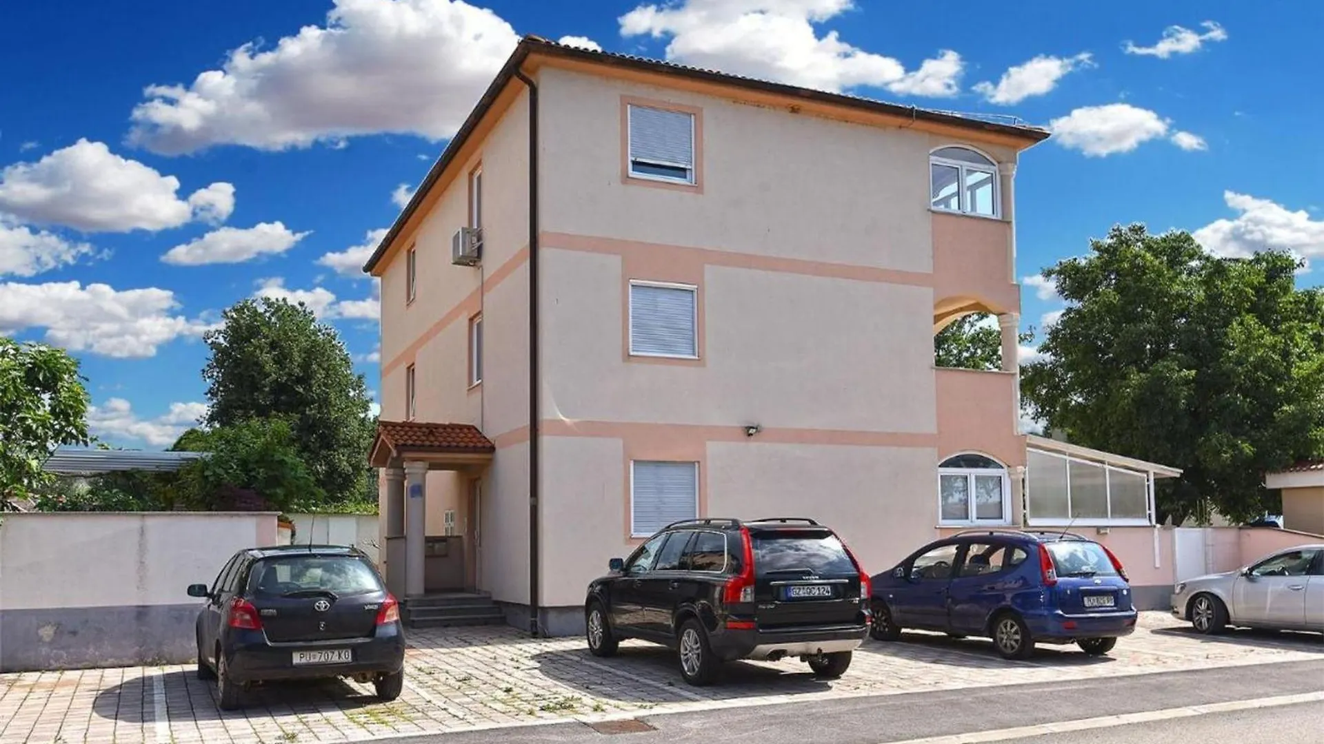 Bright Apartment In Medolino  Medulin